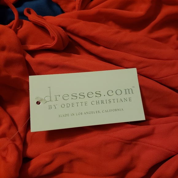 Red formal dress - Picture 1 of 3